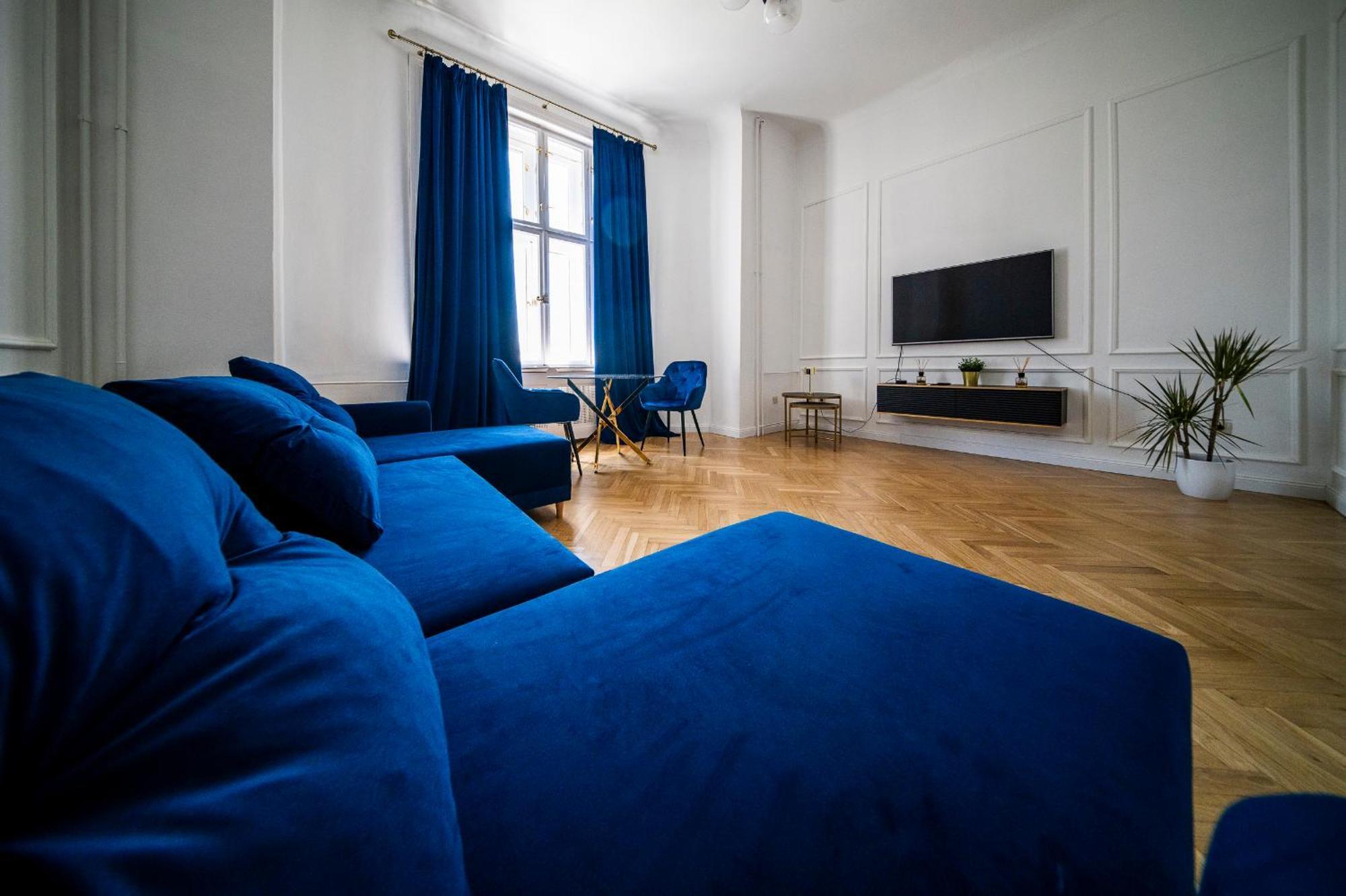 Budapest Riverfront Suite Exterior photo